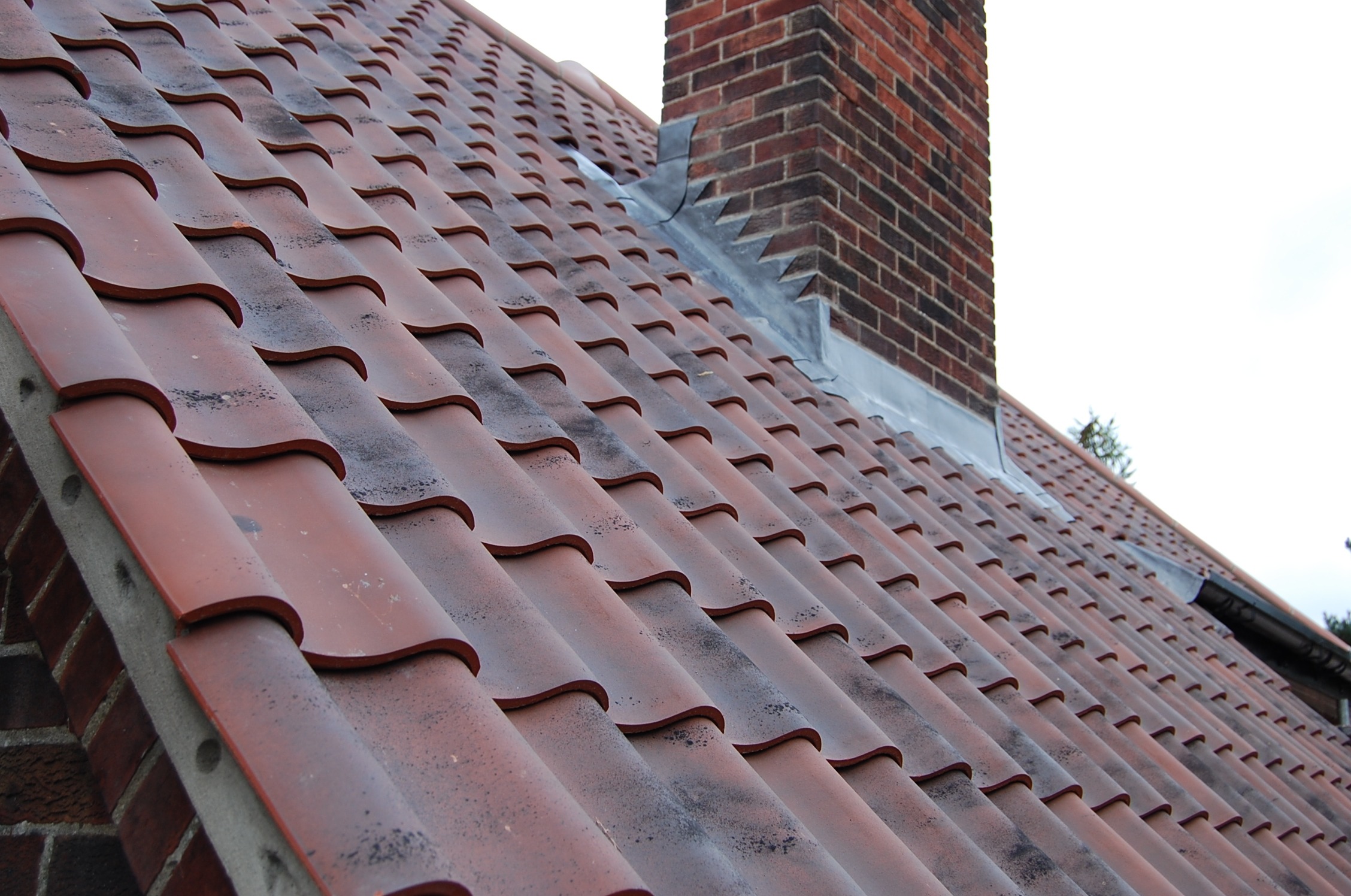 roof tiling