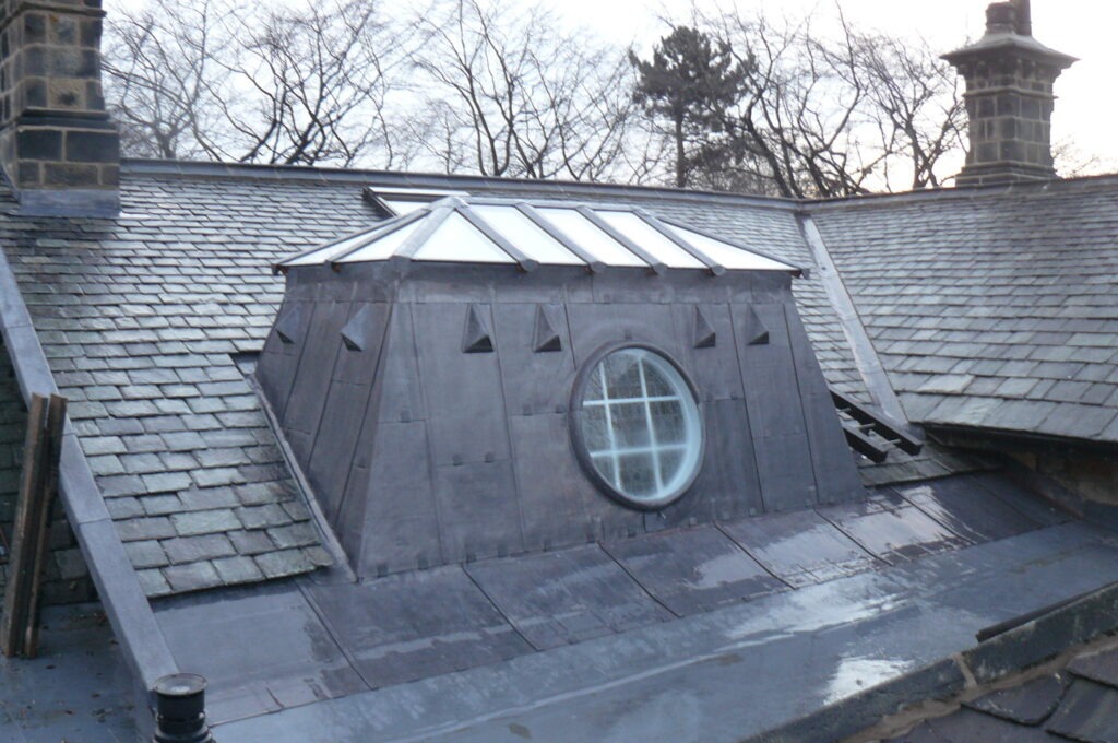 lead lantern light