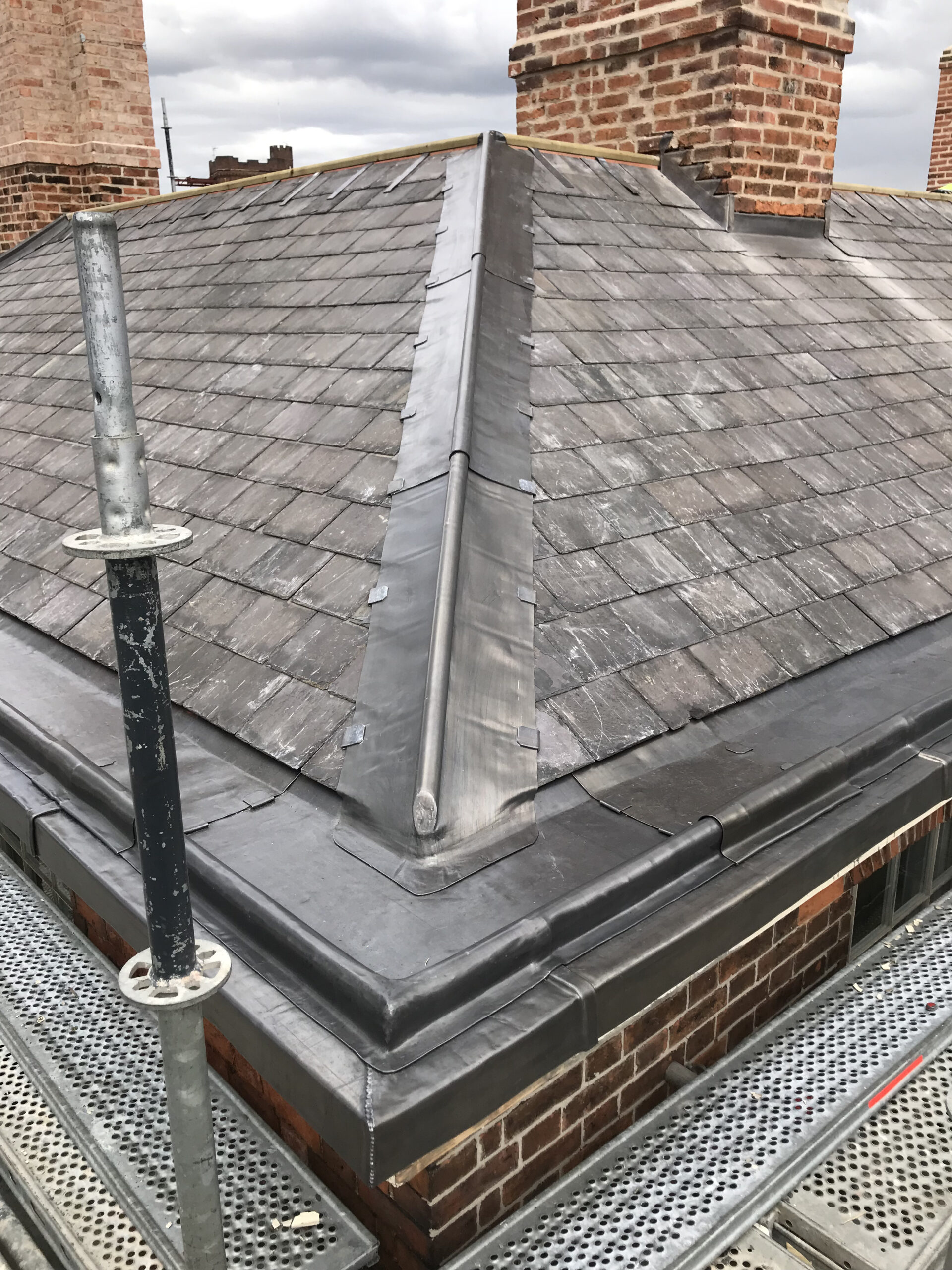 leadwork to gutter