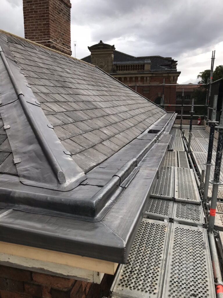 roofers york
