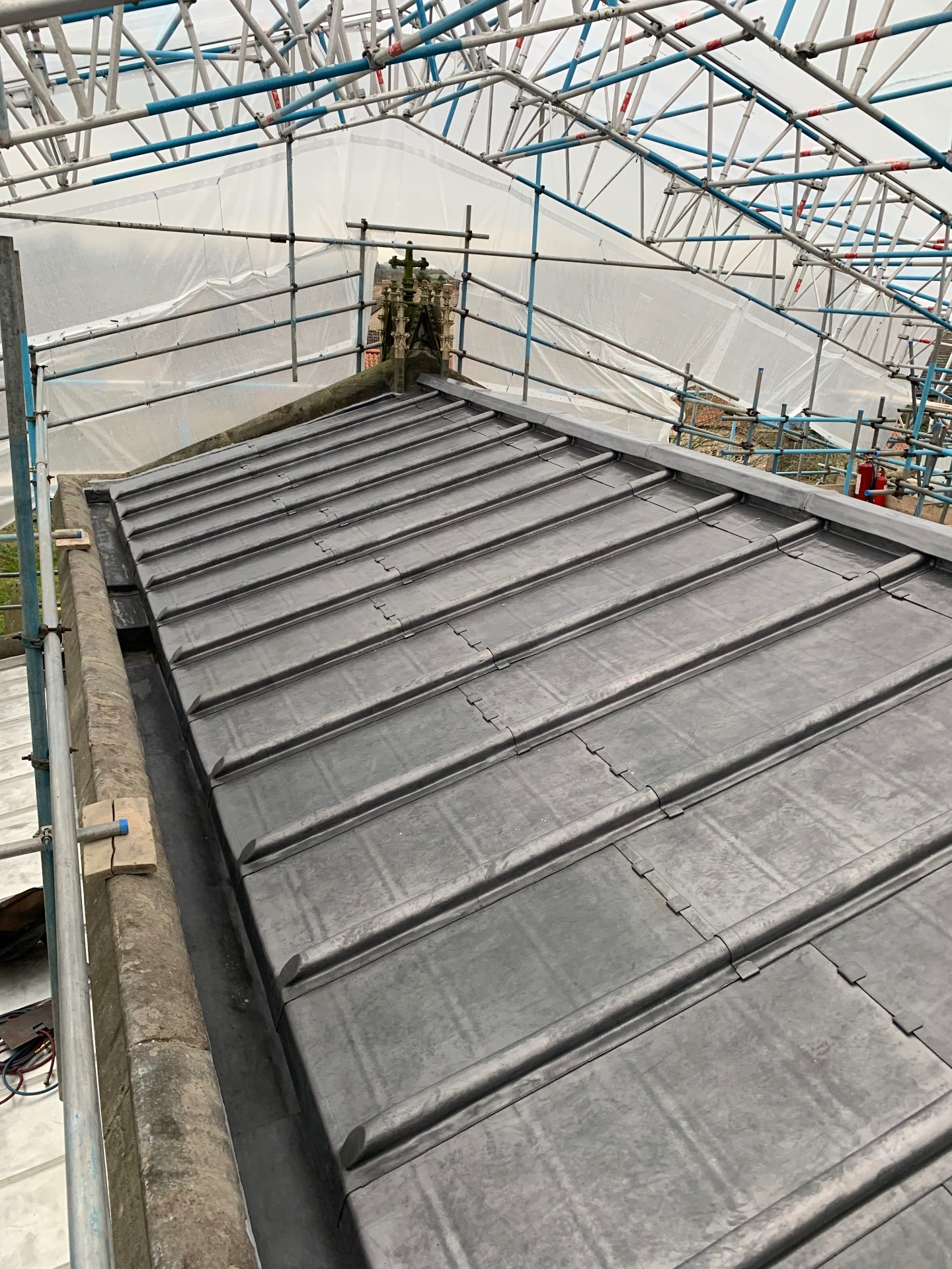 Lead Roofing Contractor