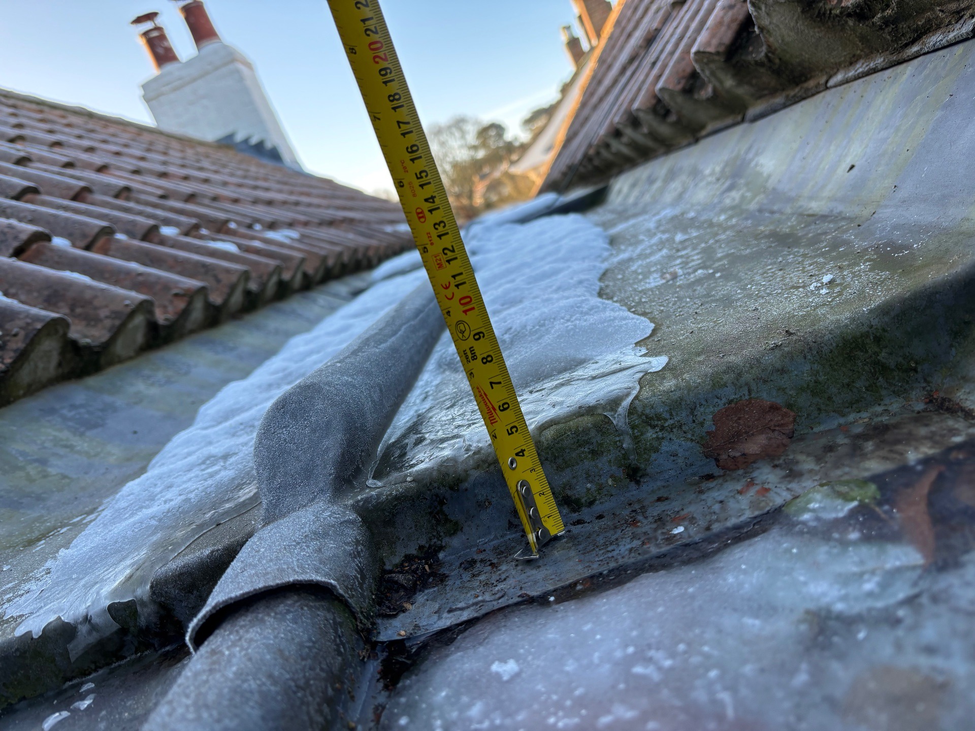 lead roofing defects